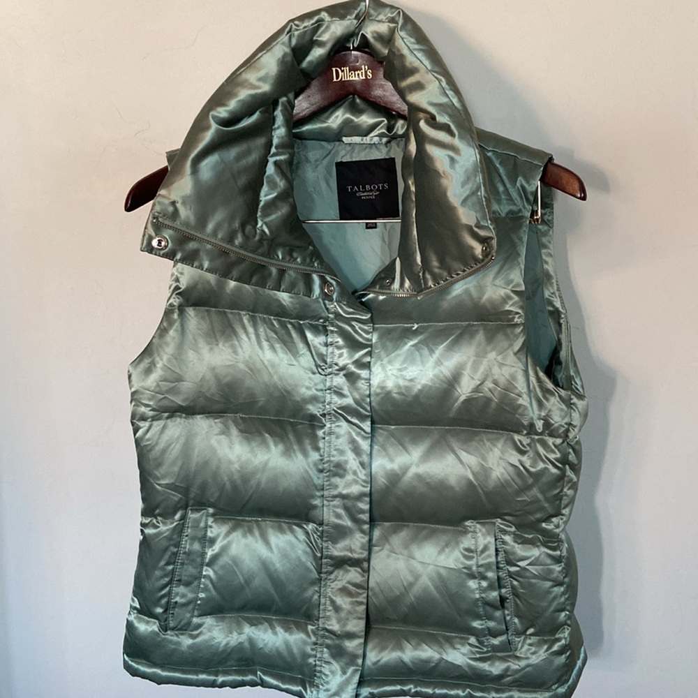Talbots Ladies Puffer Vest with Duck Down and Feather Fill Size L Petite - Picture 8 of 11
